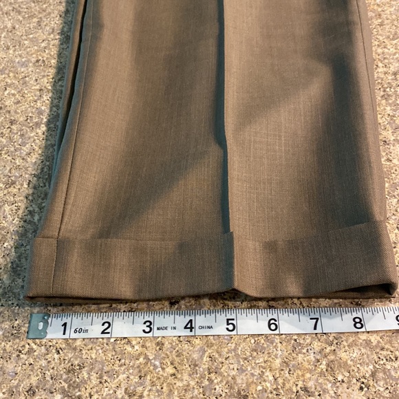 NWT Perry Ellis America Brown Dress Pants With Pleats and Cuffed Bottoms W34xL30 - Picture 14 of 15